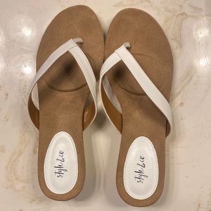 Dress summer Shoes size 8.5